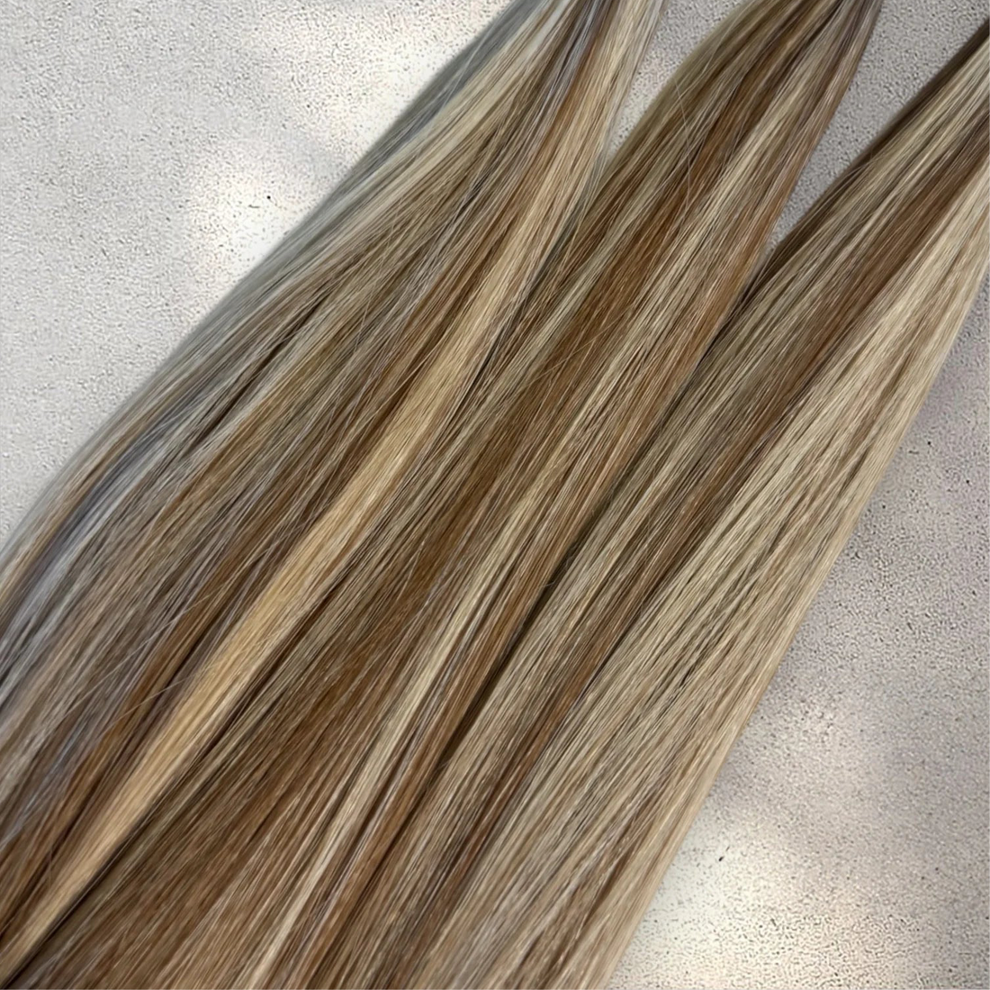 18 - 20 inch Autumn blend 6/22 Tapes - 20 grams